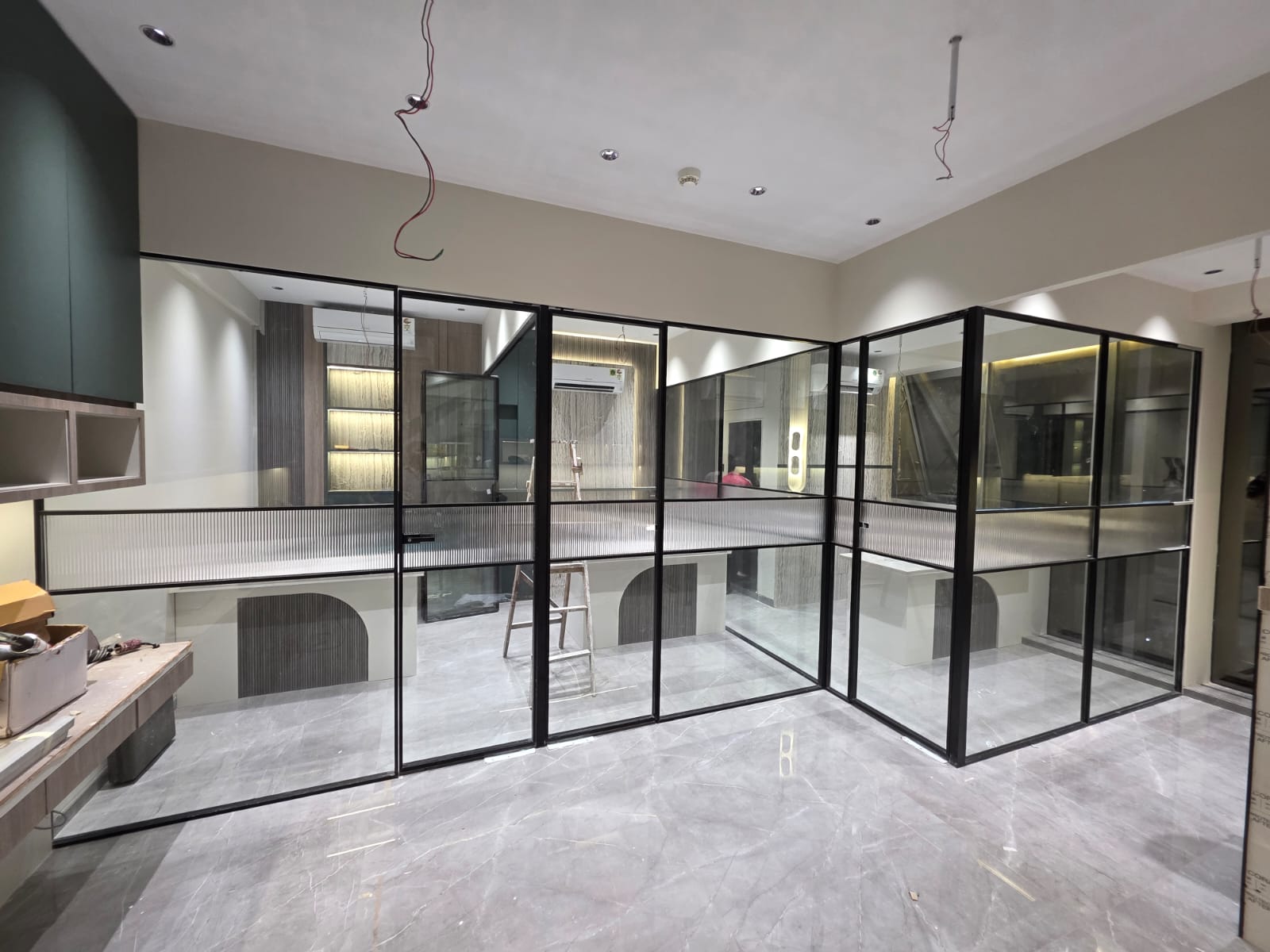 Aluminium Slim Partition